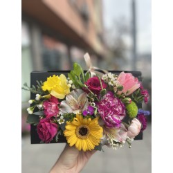 Flower arrangement